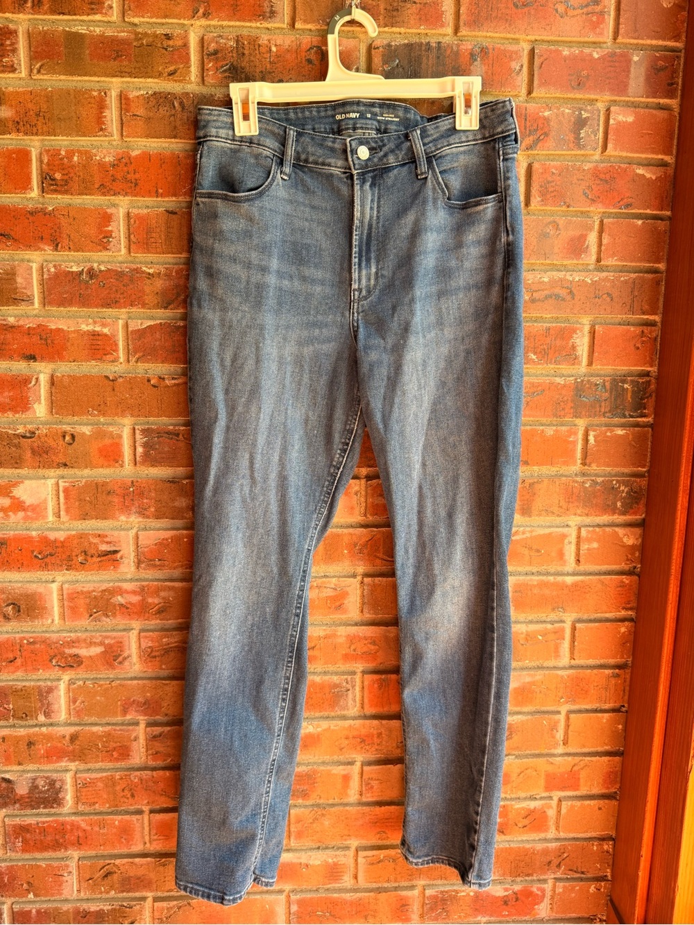 Old Navy Women’s WOW High rise straight jeans